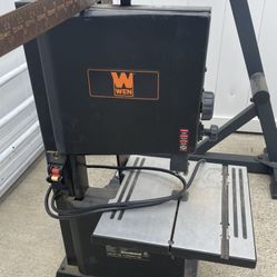 Band Saw.          30 Dollars 