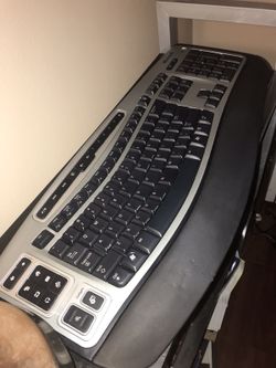 Microsoft Wireless Laser Keyboard⌨️6000 v2.0 Model:1074 L@@k!!