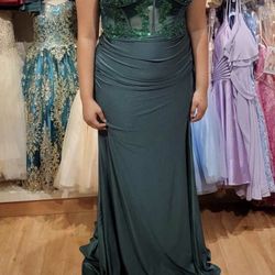 boho emerald green dress Milla Women's Strapless Puffy Midi Tulle Dress main image 0