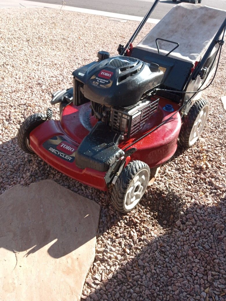 Toro Recycler (22") 190cc SelfPropelled Lawn Mower for Sale in