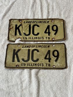 Vintage automobile collectible plates