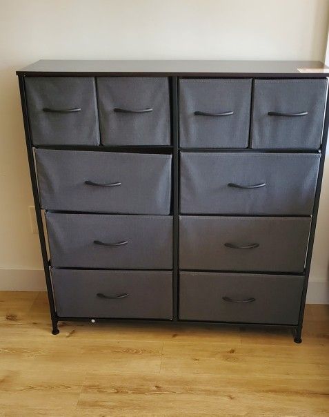 Dresser for Bedroom with 10 Drawers