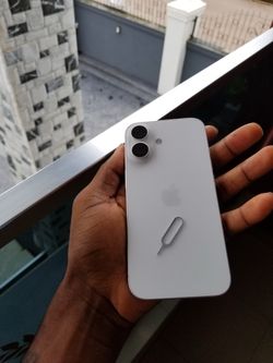 iPhone 17 white eSIM unlocked