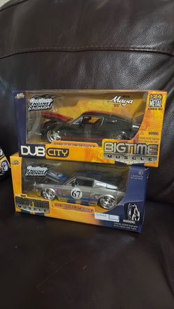 NEW VINTAGE 1967 Shelby GT-500KR scale 1:24 hot wheels Diecast toy cars