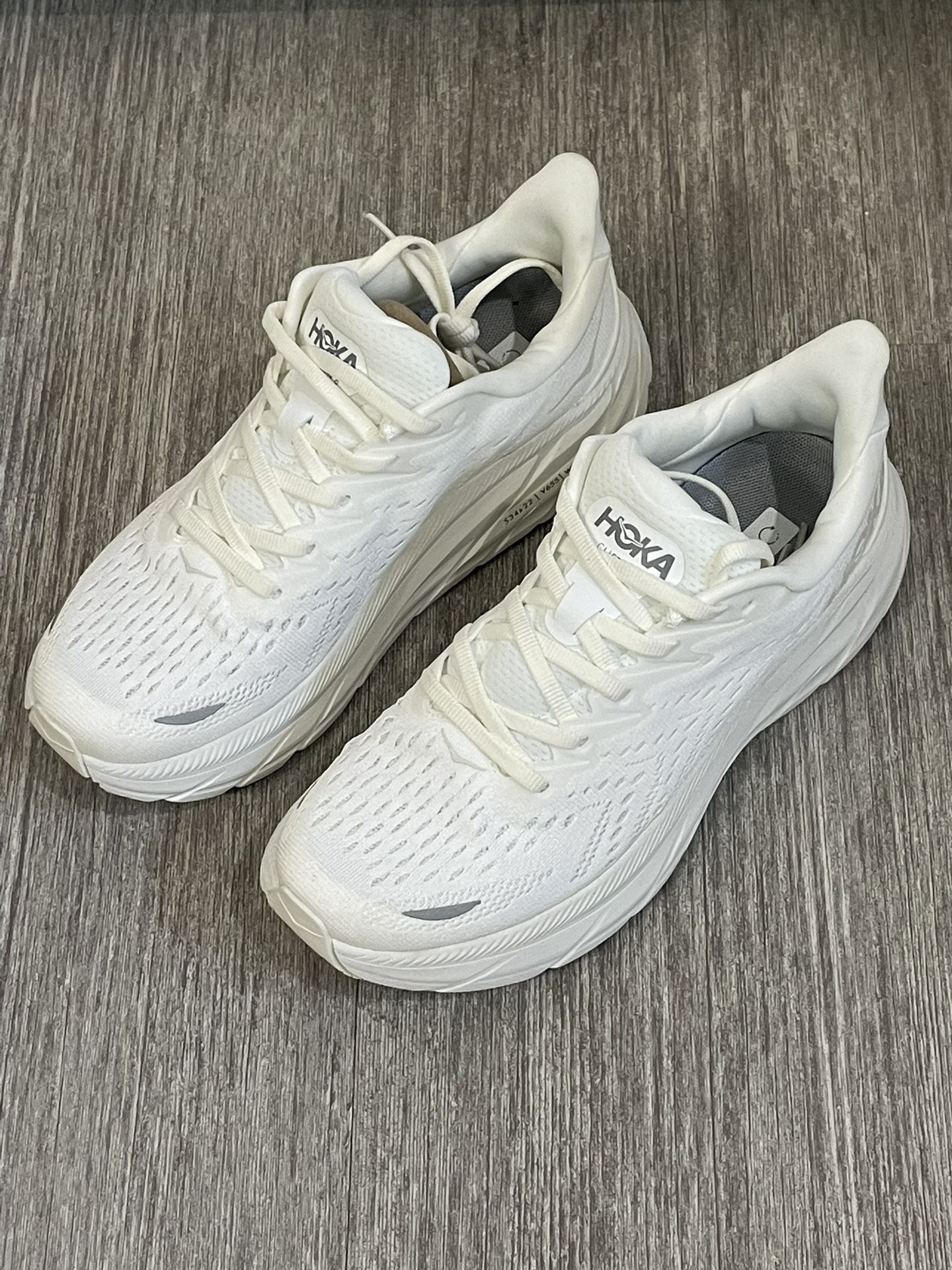 HOKA ONE/ONE CLIFTON WHITE WOMEN MEN “NEW”