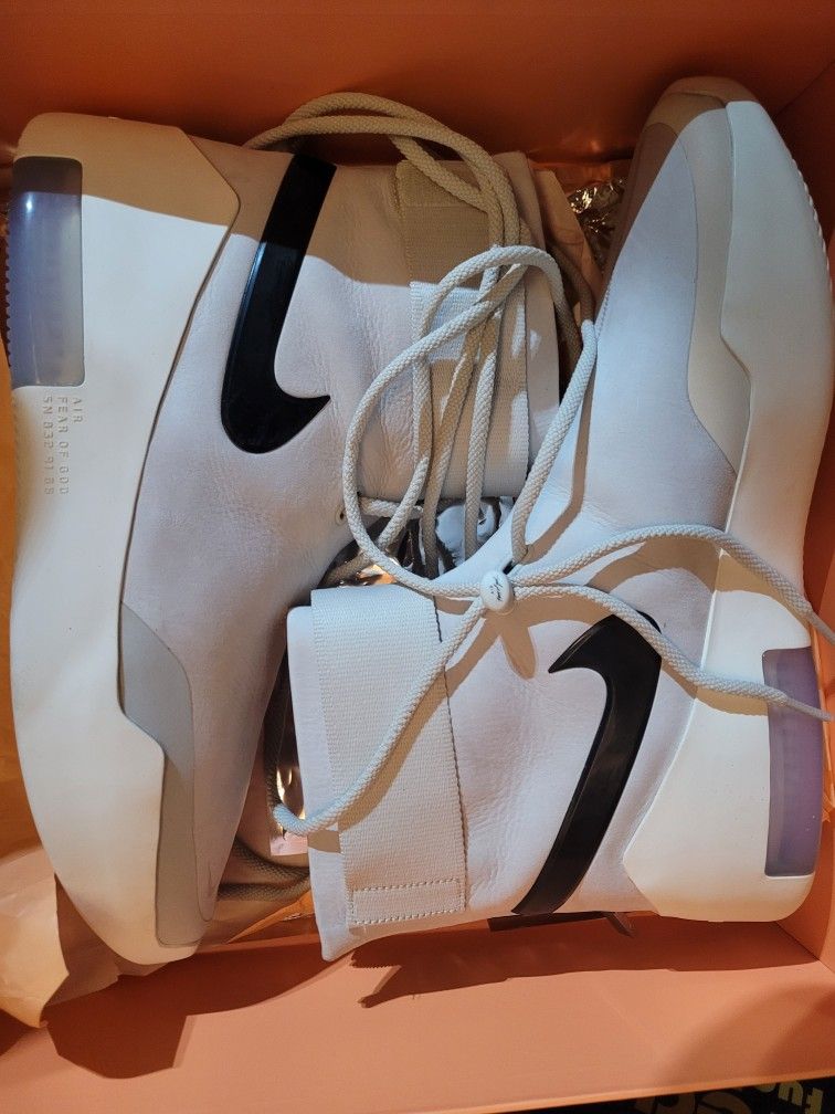 Nike Air Fear Of God Light Bone Size 13 , Tacoma WA