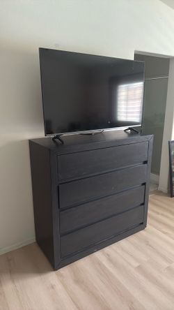 4 Drawer Dresser 