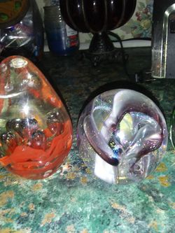 Fenton paper weights