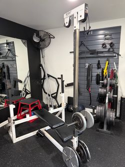Lat Pulldown Cable Machine with Bench