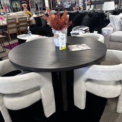Elegant Round Dining Set! $1299 🩶🤍✨