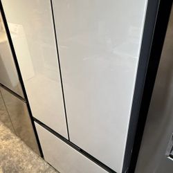 Refrigerator Samsung Bespoke Still Like New 