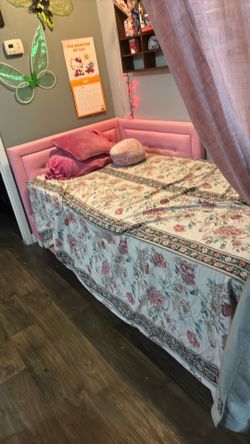 Twin bed