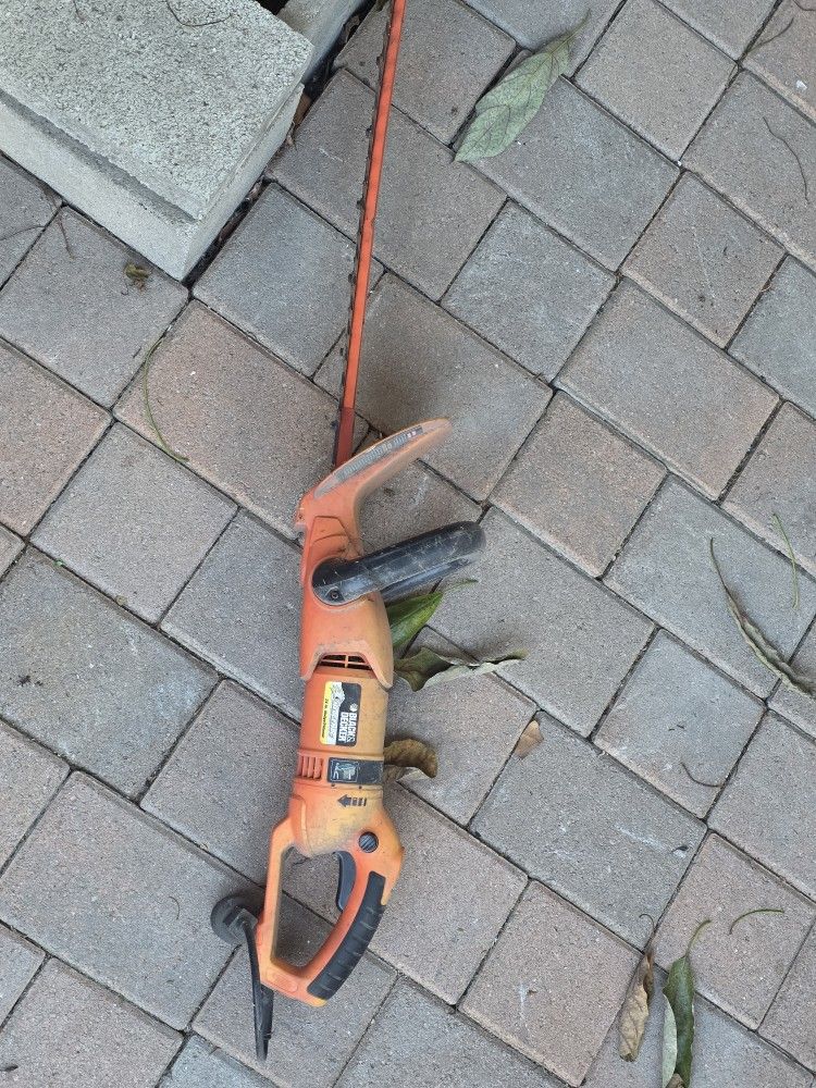 Hedge Cutter