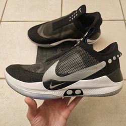 Nike Adapt BB1 Self Lace Sneakers