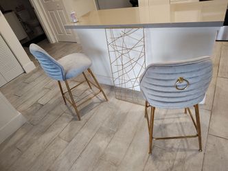 Bar stools (2)