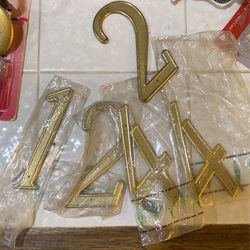 Gold House Numbers: 1, 2, 2, 4, 4