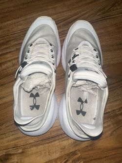 Under Armour HOVR size 9.5