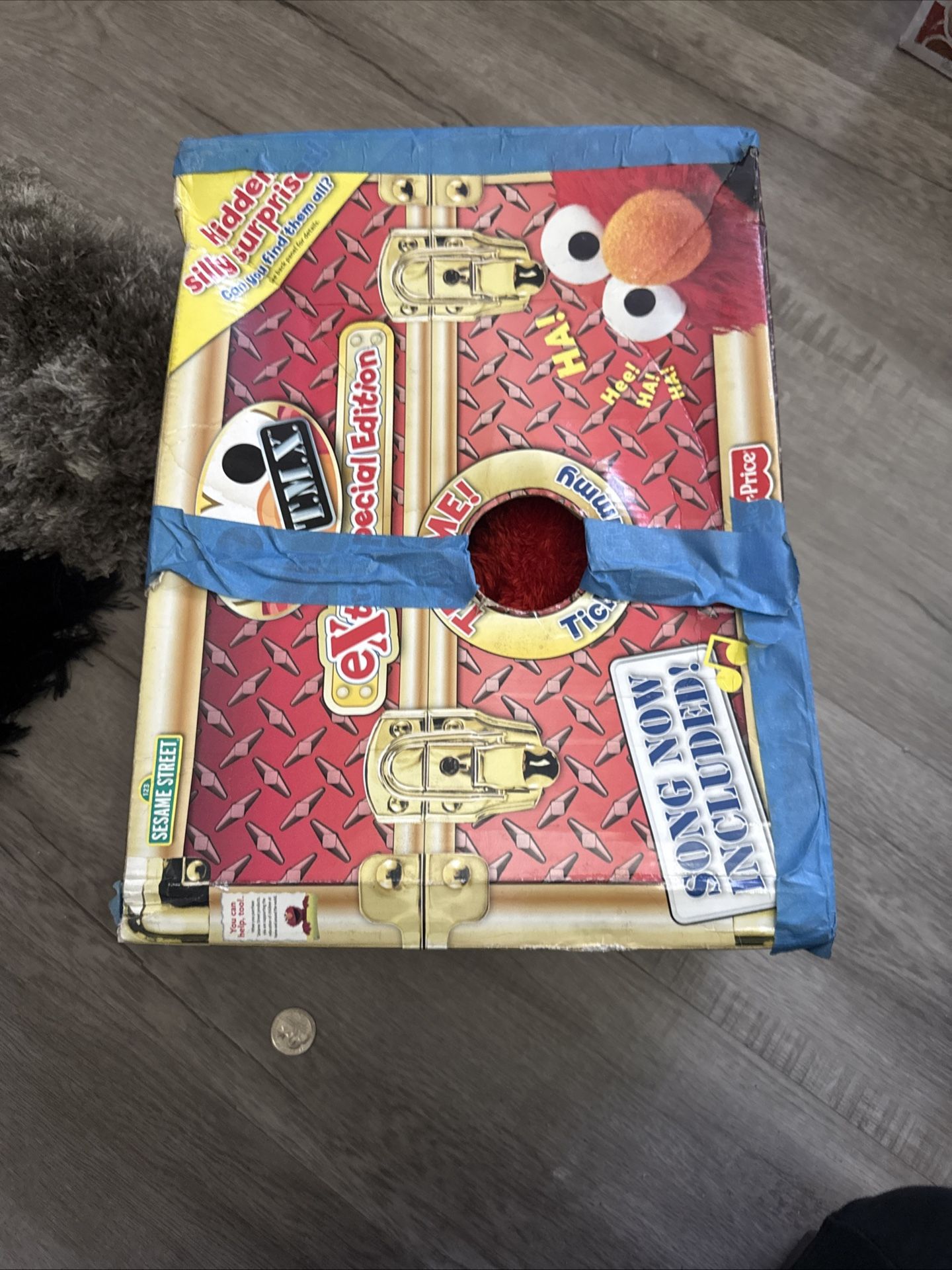 Fisher-Price Tickle Me Elmo TMX Extra Special Edition NRFB