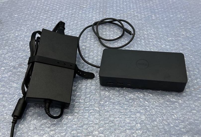 Dell UD22 10-in-1 Universal Docking Station