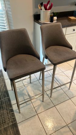 Free. Bar stools set of 2