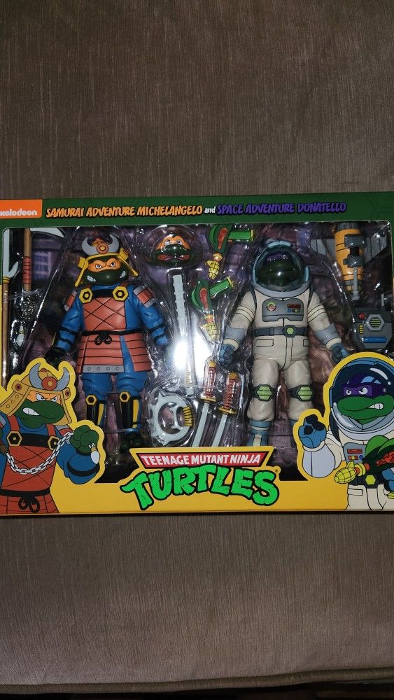 Neca Teenage Mutant Ninja Turtles Samurai Mikey And Astronaut Donatello 