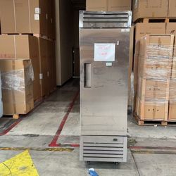 Clearance Reach In One Door Freezer SS interior 104333L0409
