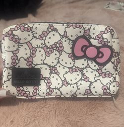 Hello Kitty Pouch