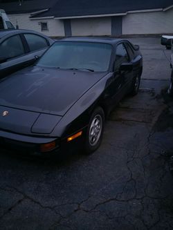 Porsche 944