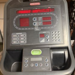 Star Trac Elliptical, Kinetic. 