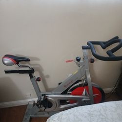 Sunny Health &fitness Stationary Bike