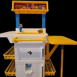VINTAGE Fisher Price Kitchen/Over Combo, Sink Frige, Stove,.Oven Table, Leg needs repair see pics