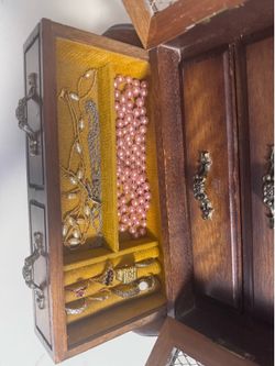 Jewelry+ Vintage Musical Wooden Jewelry Armoire