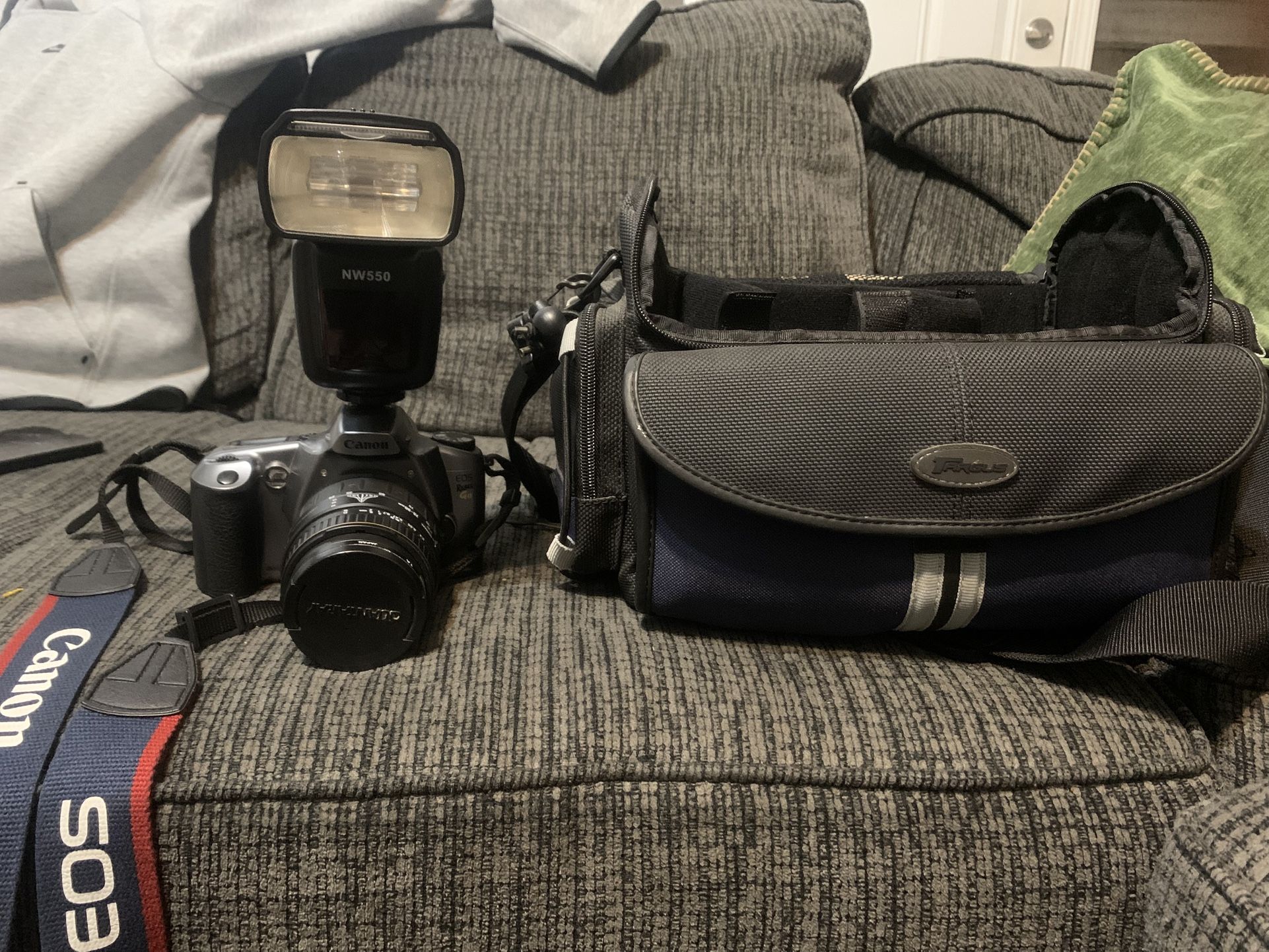 Canon Eos Rebel G11
