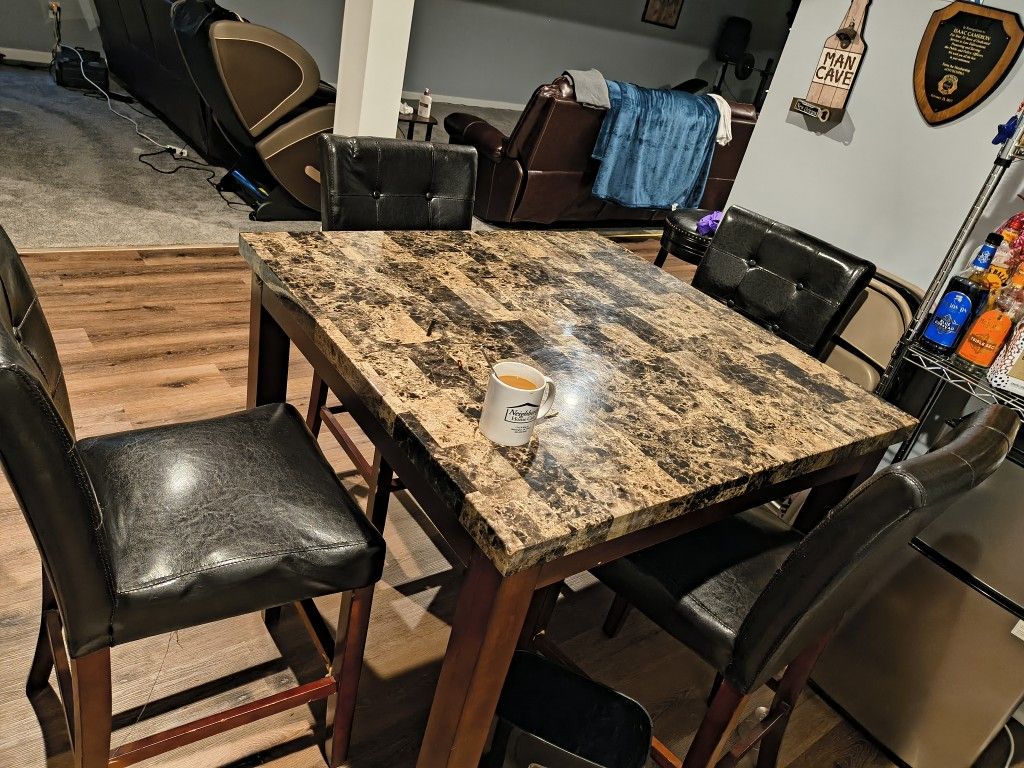 Table and 4 Chairs 