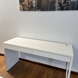 Ikea Computer Desk In Great Condition Domination Is On The Picture