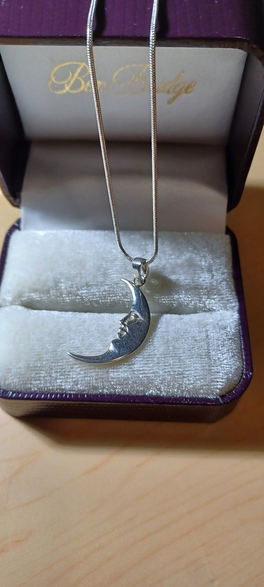 Vintage Sterling Silver Cresent Moon Necklace