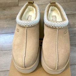 UGG TAZZ SAND Platform Slippers Size 6