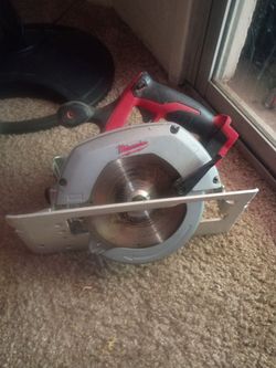 Milwaukee 6 1/4 circular saw,(tool only)