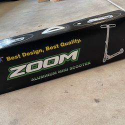 ZOOM Aluminum Mini Scooter – Brand New in Box