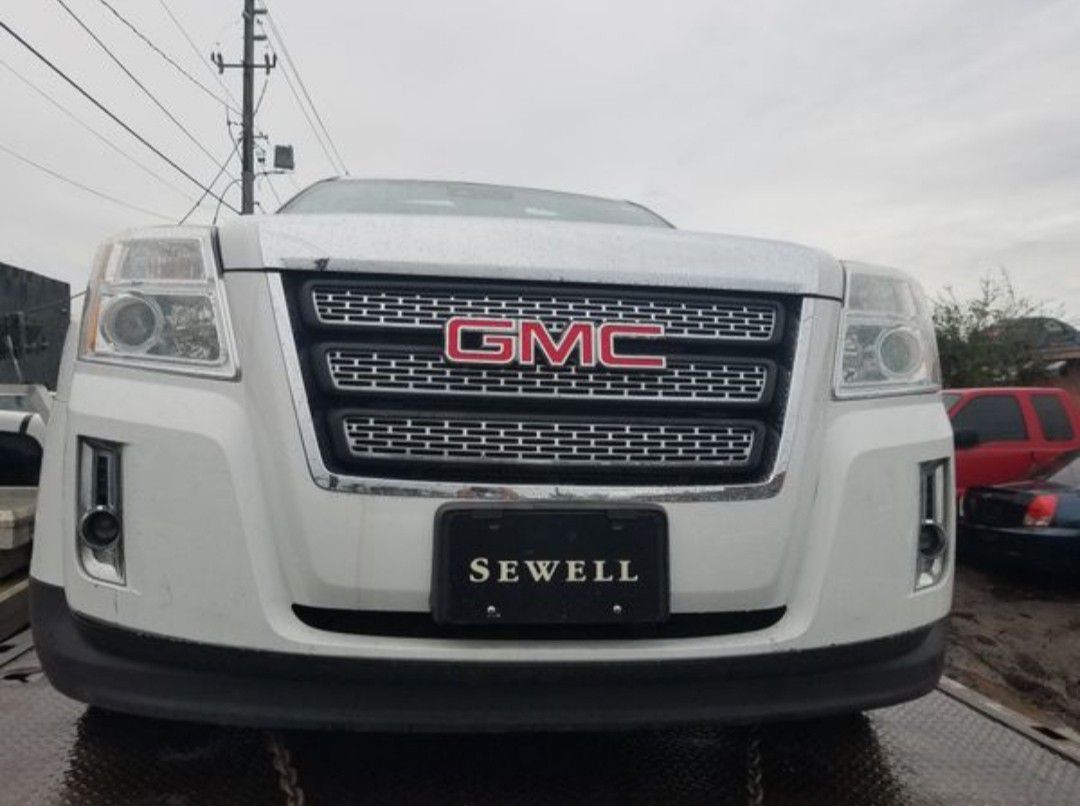GMC terrain for parts out 2013