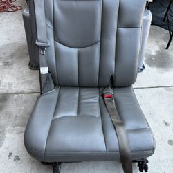 2001 Chevy Tahoe Third Row Seat 