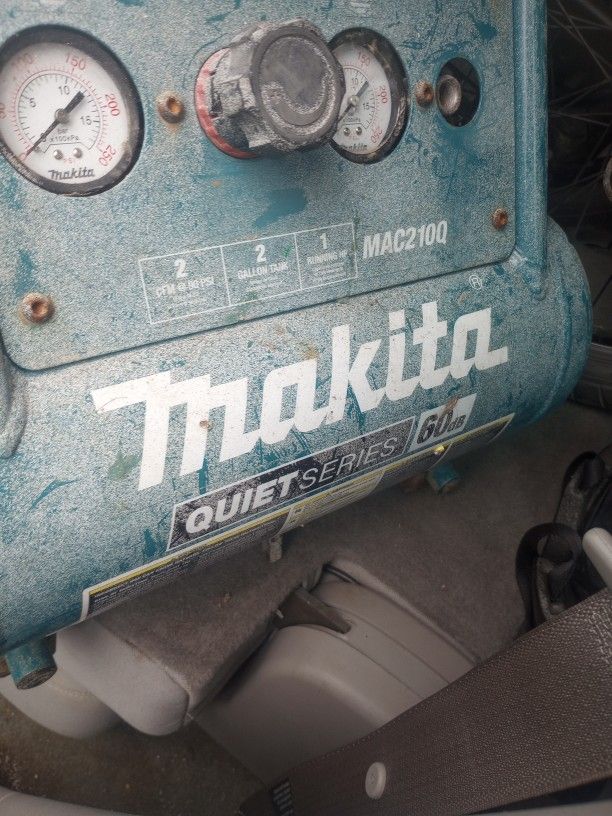 Makita Air Compressor