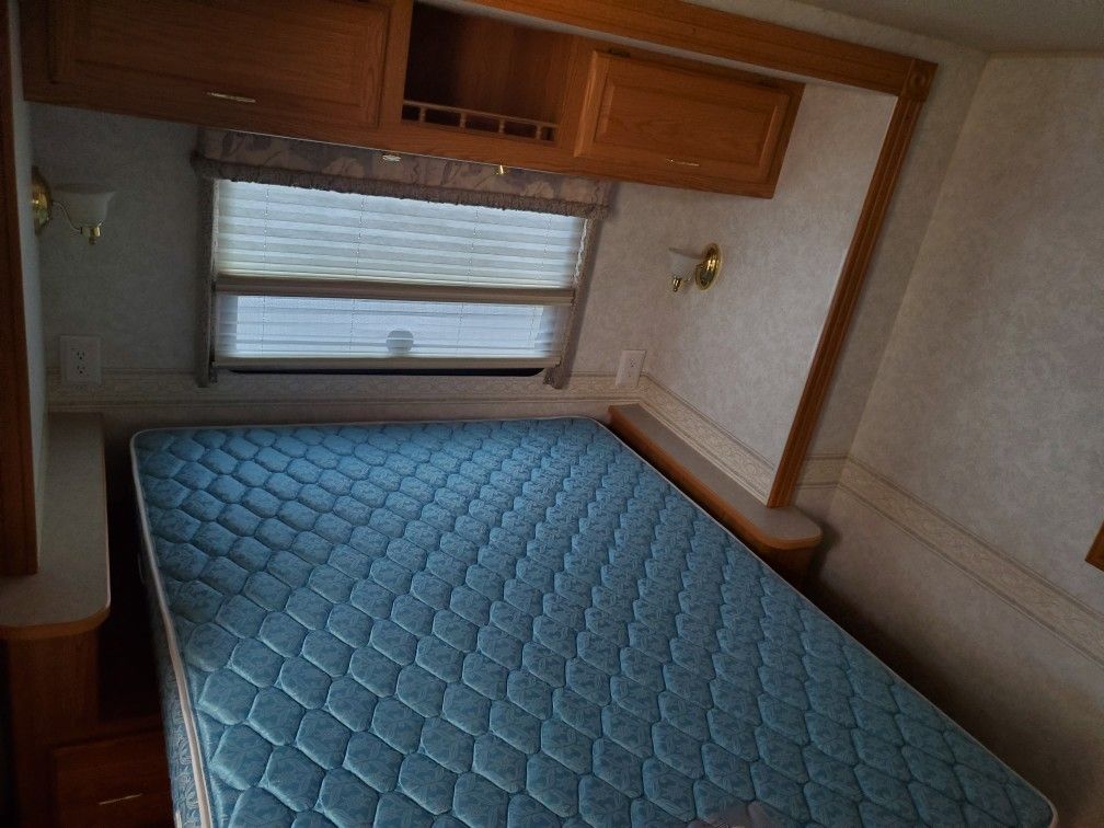 2004 Winnebago Brave 32V for Sale in Kent, WA OfferUp
