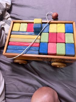 Teddy Bear Express Wooden Pull Wagon with Blocks