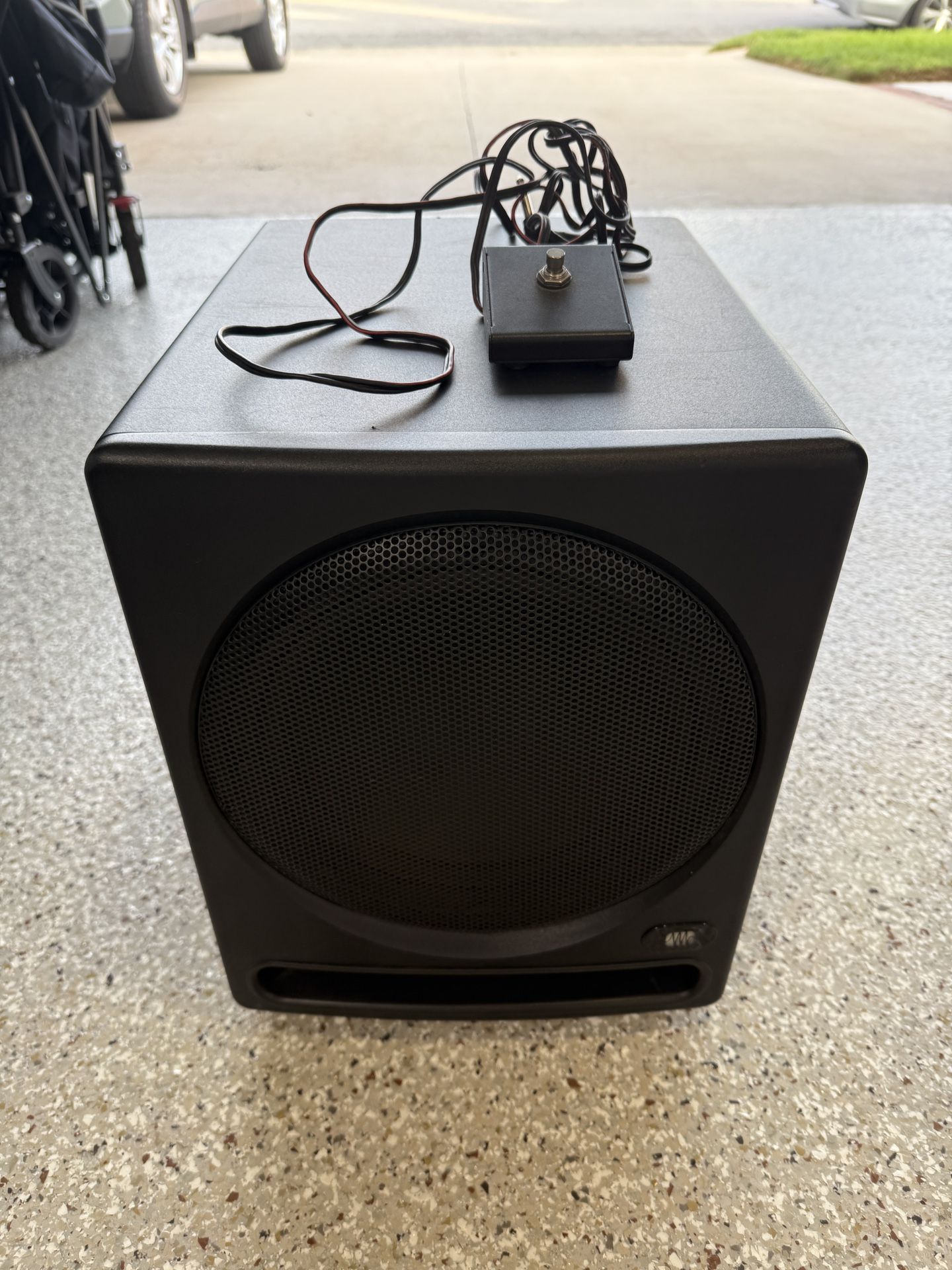 2 Presonus T 10 Subwoofers 