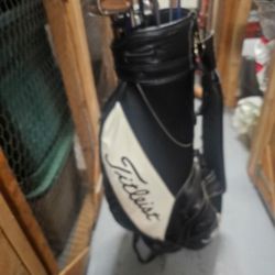 Golf Bag with drivers and putters