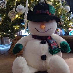 1998 JCPenney Holiday Collection Snowman Plush 24inch