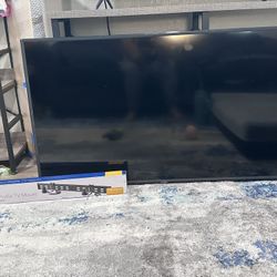 50 inch Vizio 4k Smart TV & Wall Mount