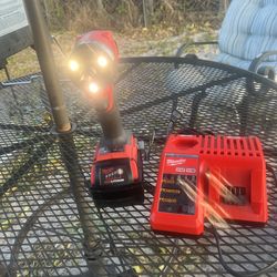 Milwaukee M18 fuel 2853-20 1/4’ hex torque impact driver