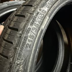 Tires 215\35ZR18